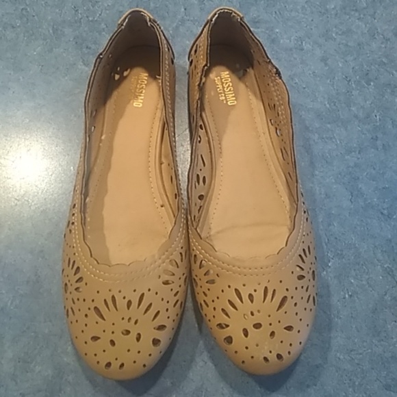 Mossimo Supply Co. Shoes - Nude lace flats